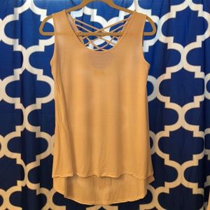 Kut from the Kloth white tank top